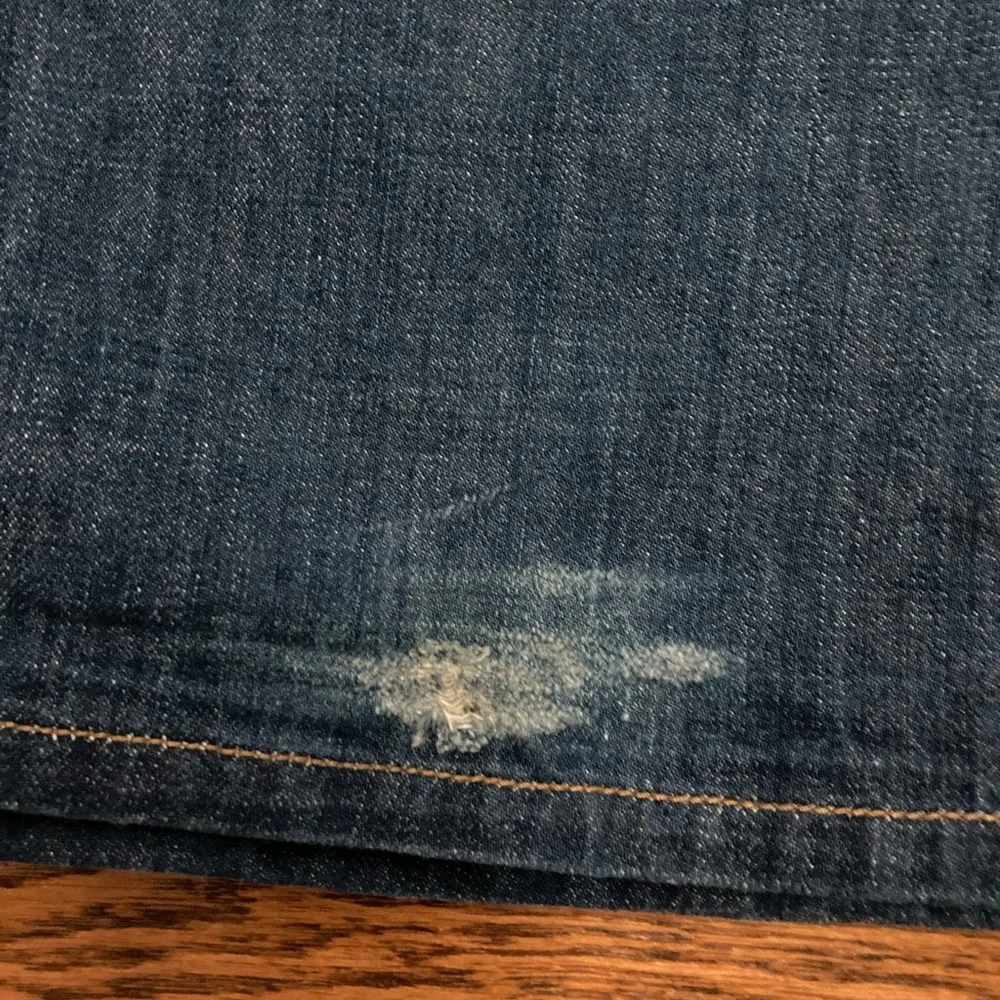 ✨LEVI’S✨GENUINE 501 BUTTONFLY sz38x30🔹2sm frays at hem as seen in photos 💥GUC💥